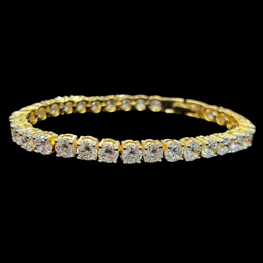 Radiant Elegance Gold-Plated Cubic Zirconia Tennis Bracelet – A Timeless Classic