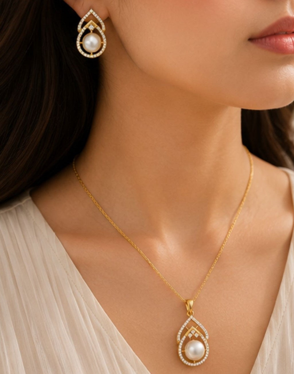 Gold Plated Cubic Zirconia Pearl Pendant Set