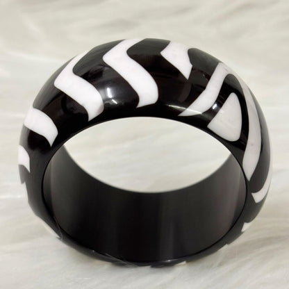 Zebra Stripe Resin Bangle