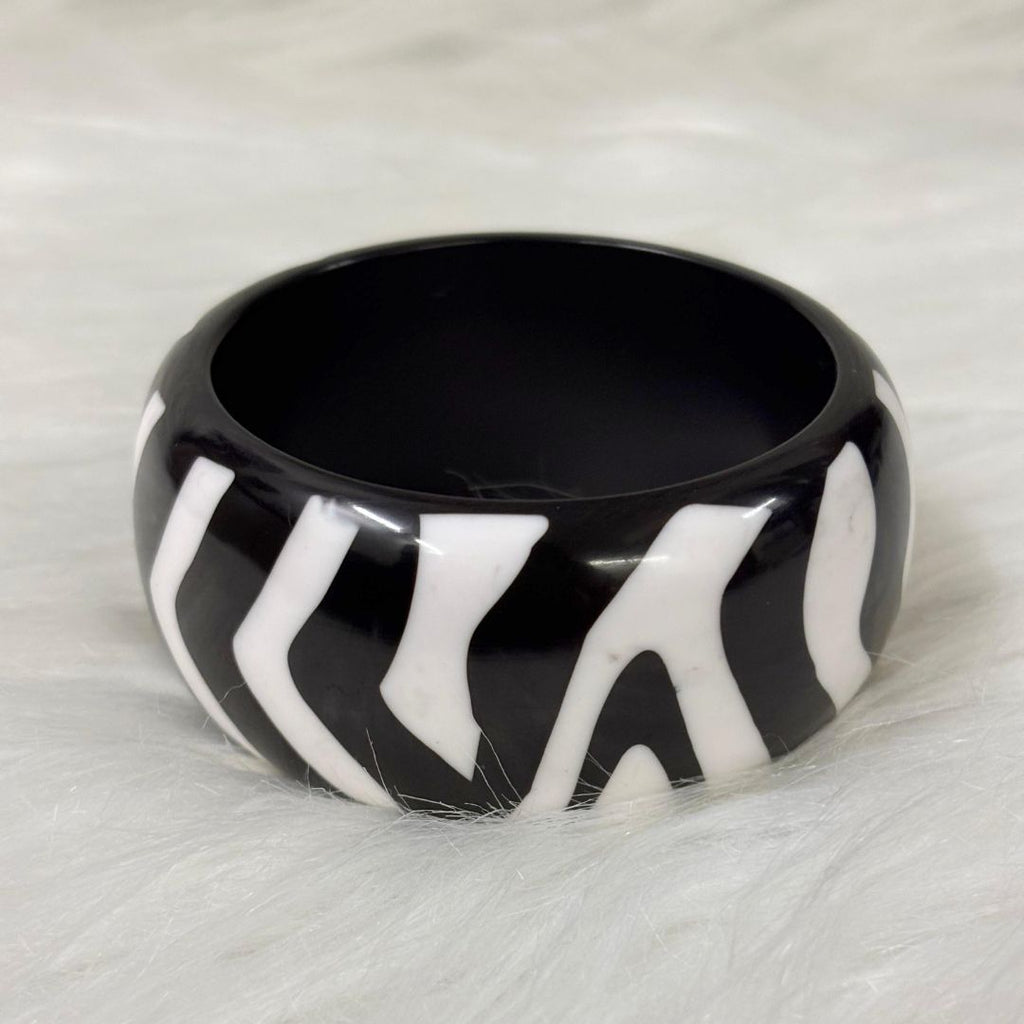 Zebra Stripe Resin Bangle