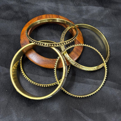 Gold Plated Stone Chips Set of Bangles