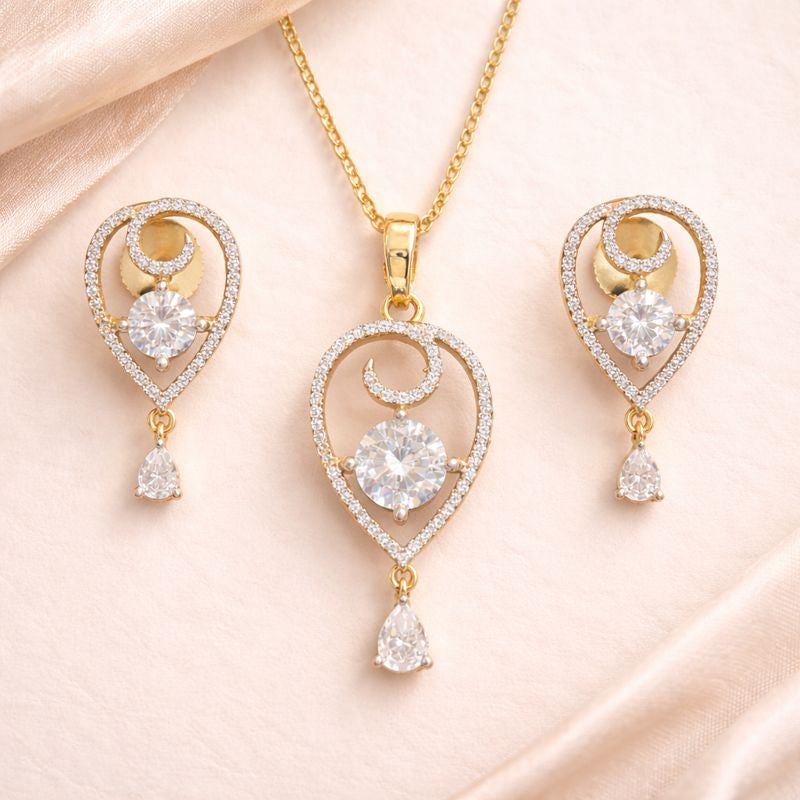 Gold-Plated Solitaire Pendant Set