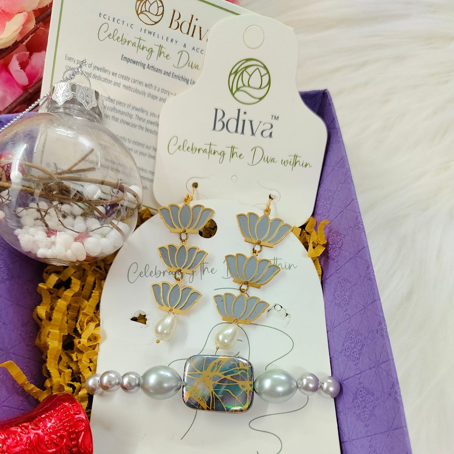 Elegant Christmas Jewellery Gift Hamper For Her.