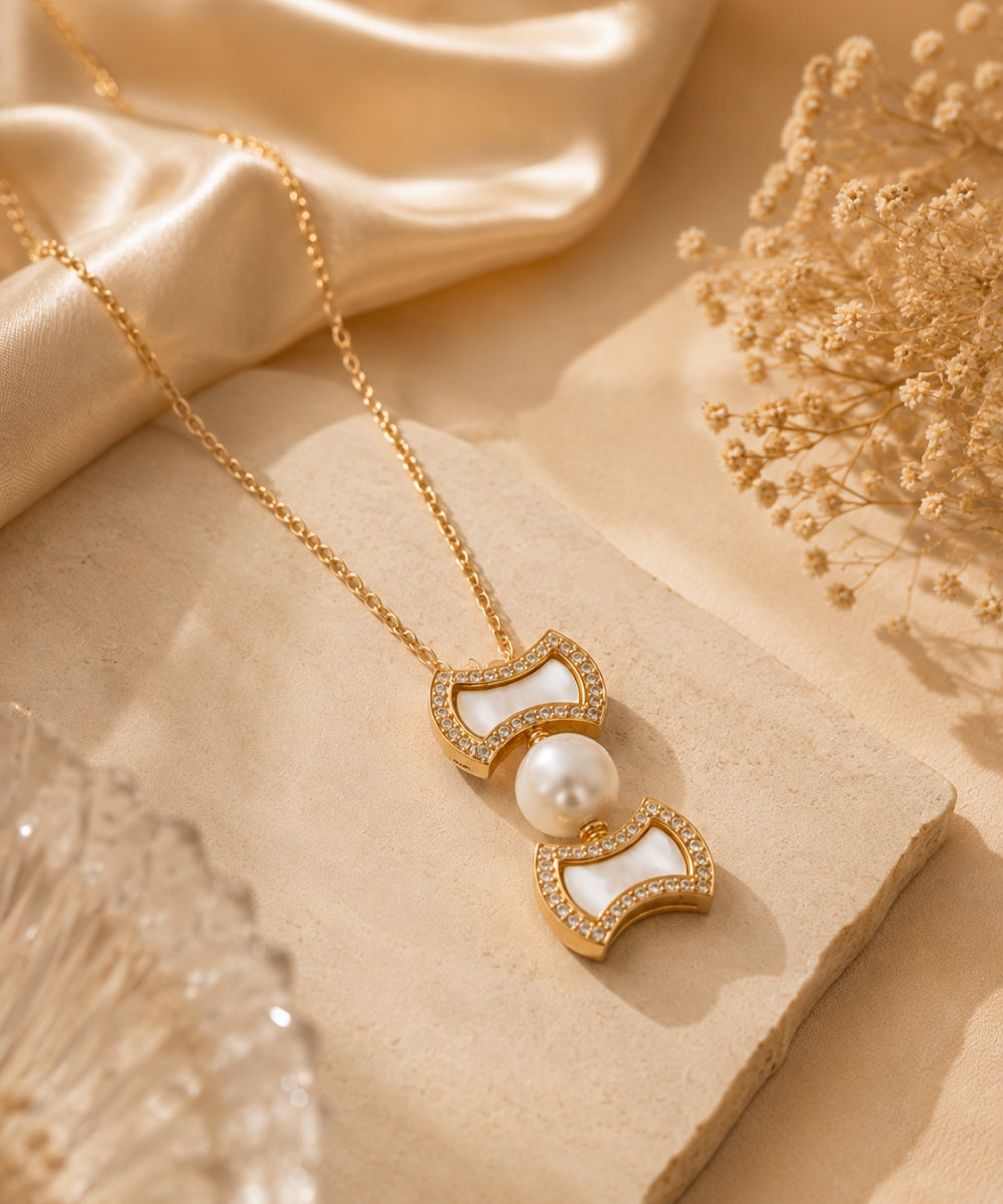 Gold Plated Pearl & Cubic Zirconia Chain Pendant