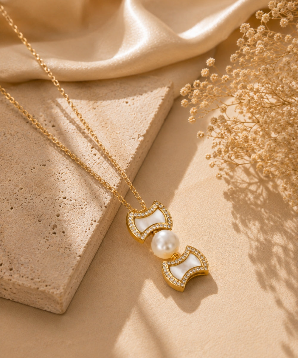 Gold Plated Pearl & Cubic Zirconia Chain Pendant