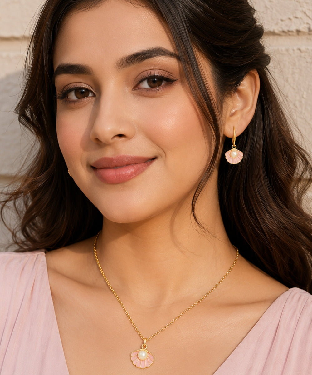Gold Plated Pink Pearl Pendant Set
